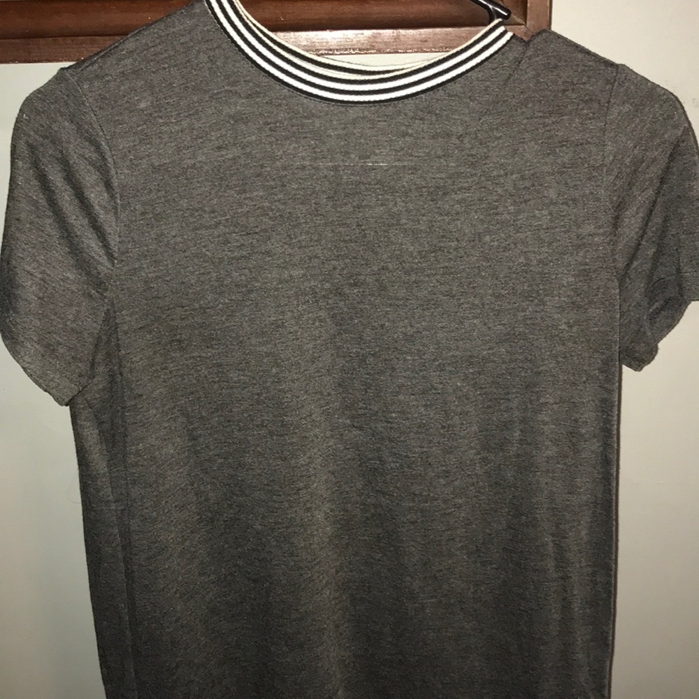 Old Navy t-shirt